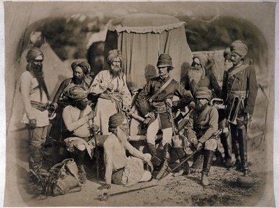 Een groep Sikh-officieren en mannen, 1858 door English Photographer